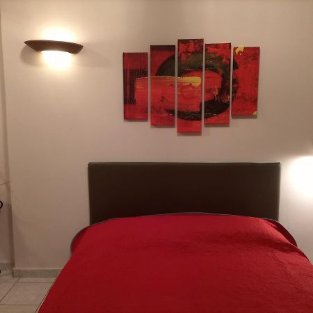 Lilac Studio Apartment Kavála Exterior photo