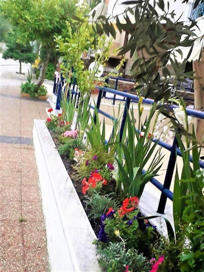 Lilac Studio Apartment Kavála Exterior photo