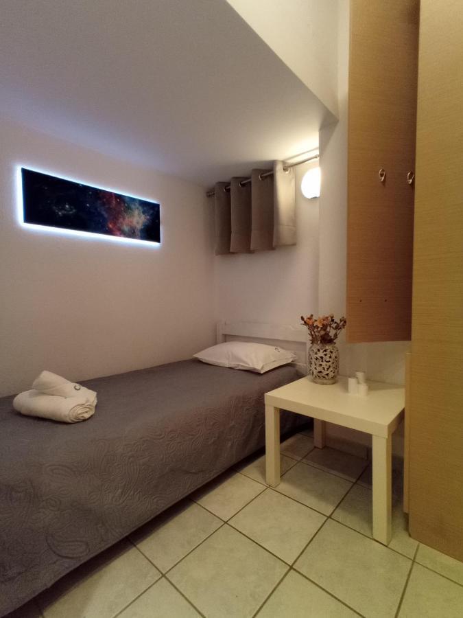 Lilac Studio Apartment Kavála Exterior photo